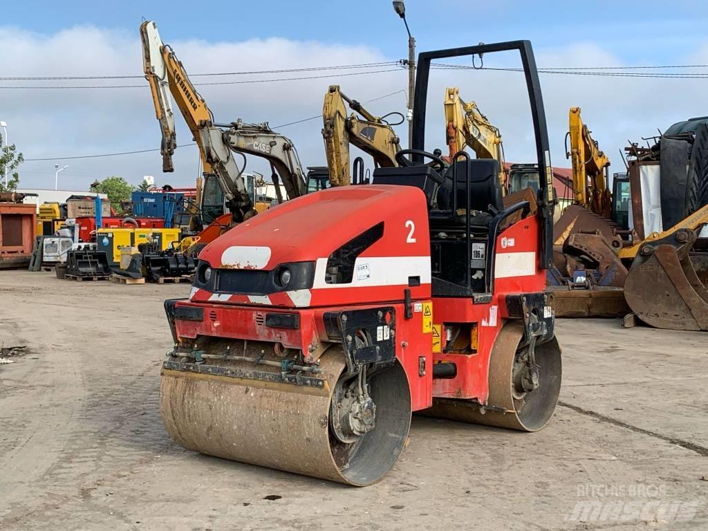 JCB VMT 260 Tandemové válce