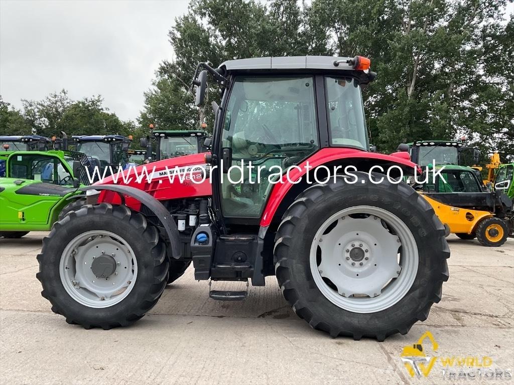 Massey Ferguson 5612 Traktory