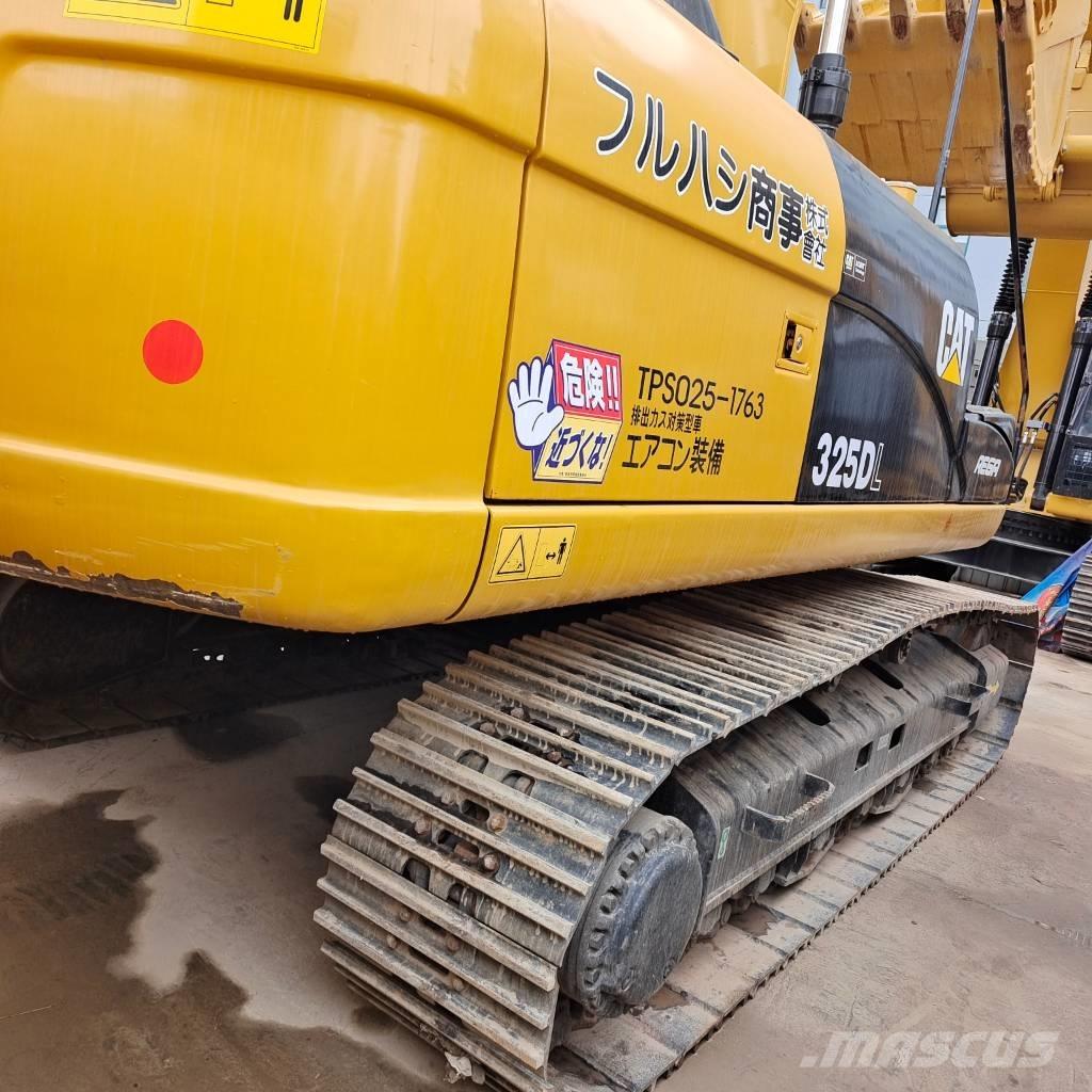 CAT 325 D Pásová rýpadla