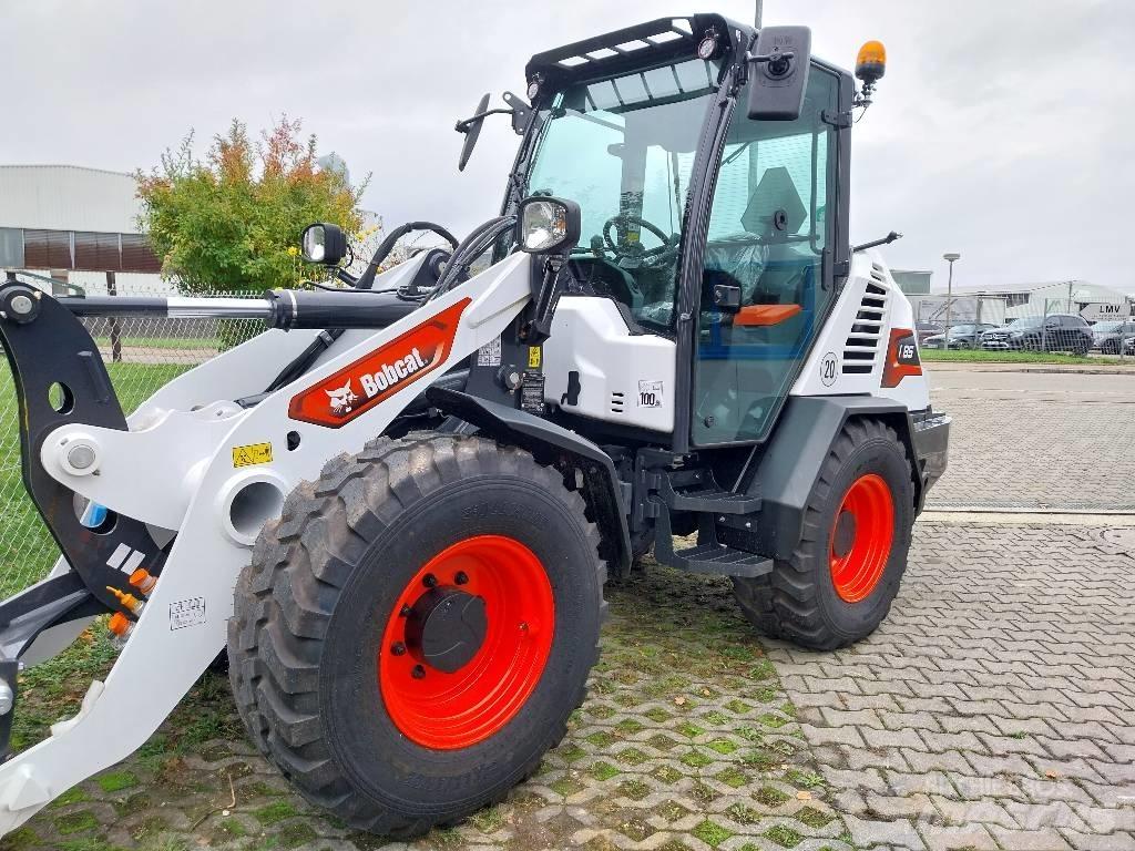 Bobcat L 85 Kolové nakladače
