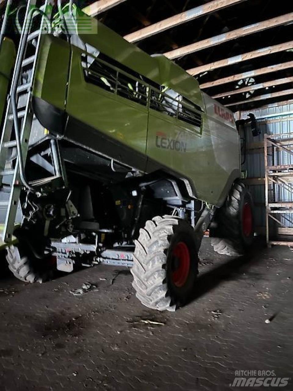 CLAAS lexion 740 Sklízecí mlátičky