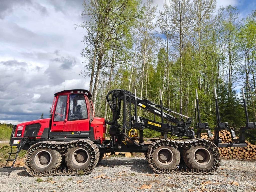 Komatsu 855 Vyvážecí traktory