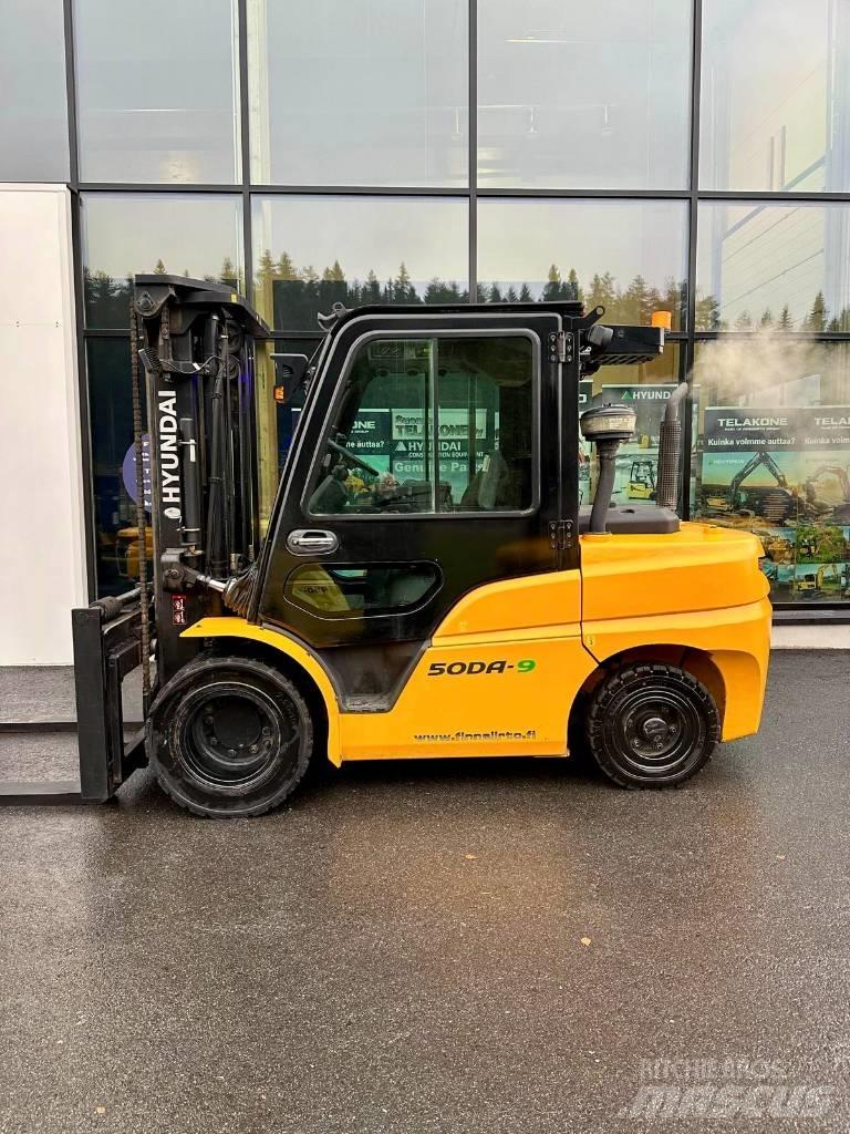 Hyundai 50DA-9 Dieselové vozíky