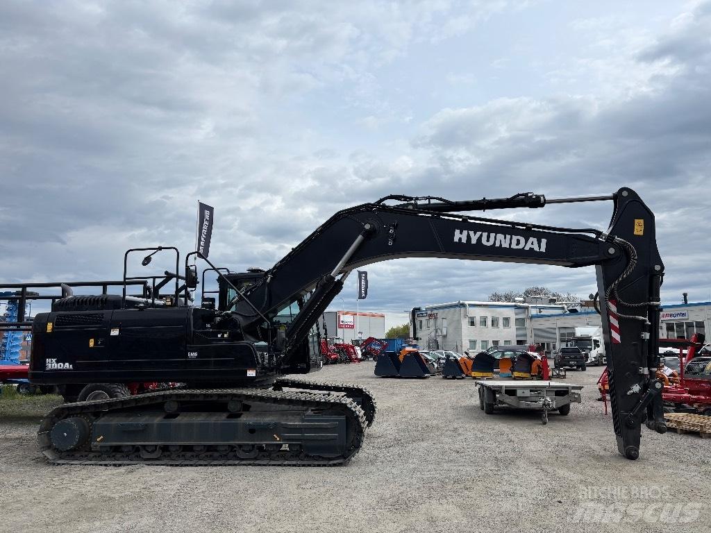 Hyundai HX300A L Pásová rýpadla