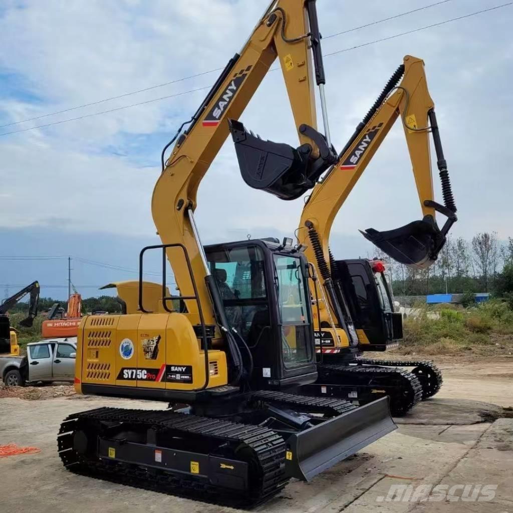 Sany SY75C Midi rýpadla 7t - 12t