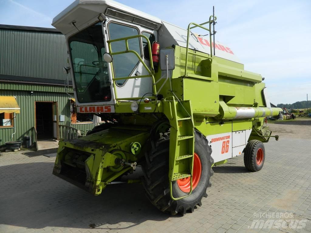 CLAAS Dominator 86 Sklízecí mlátičky