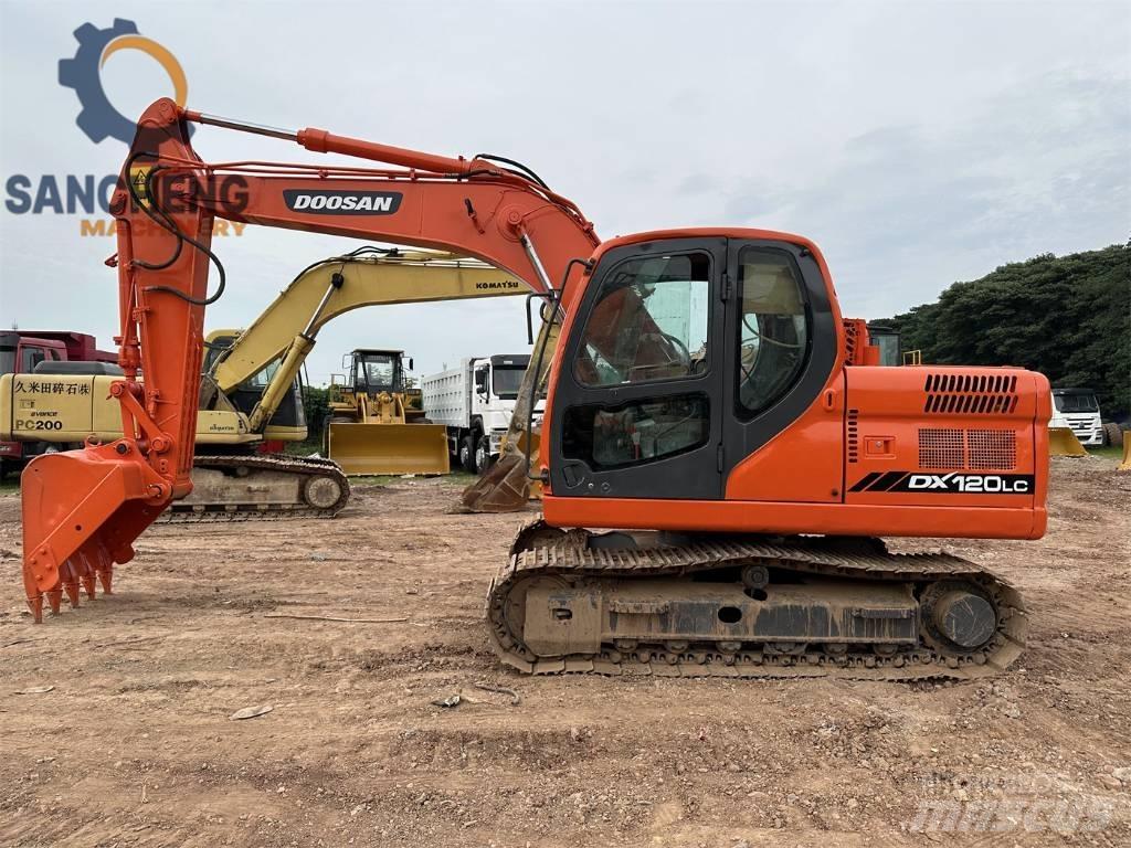 Doosan DX 120 Pásová rýpadla