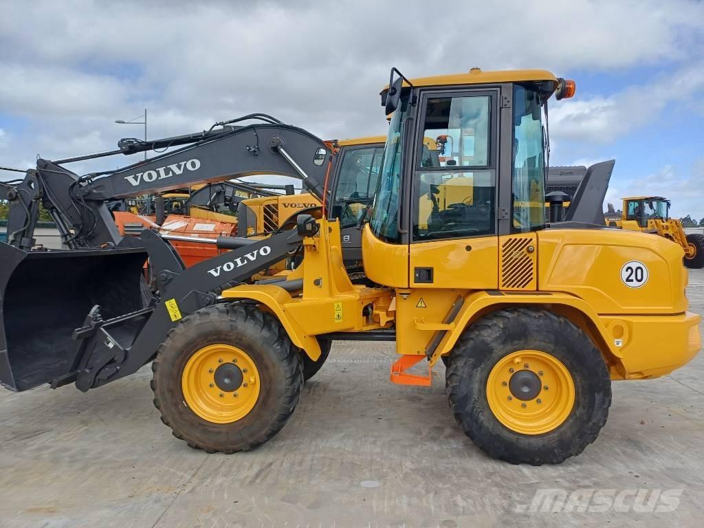 Volvo L 35 G Kolové nakladače