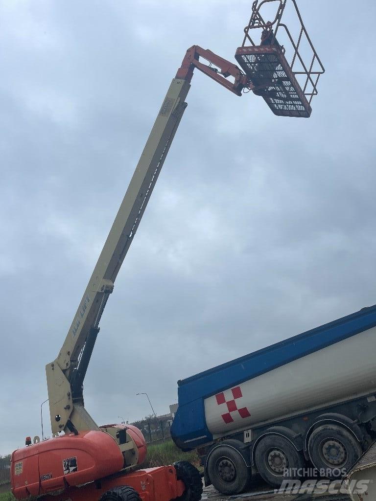 JLG 860 SJ Teleskopické plošiny