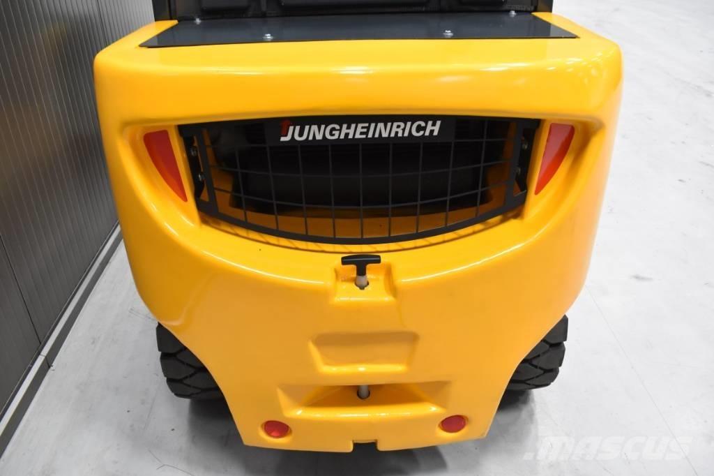 Jungheinrich DFG 435 Dieselové vozíky
