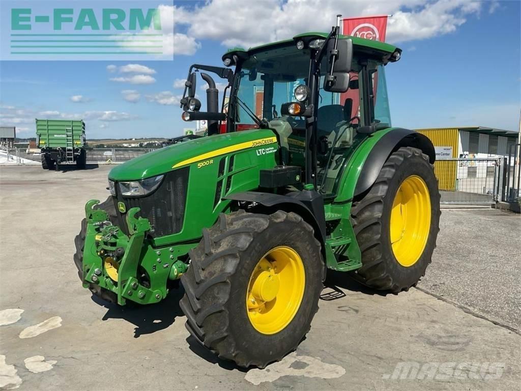 John Deere 5100R Traktory