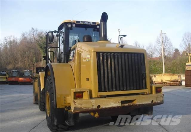 CAT 966F Kolové nakladače