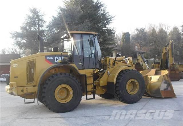 CAT 966F Kolové nakladače