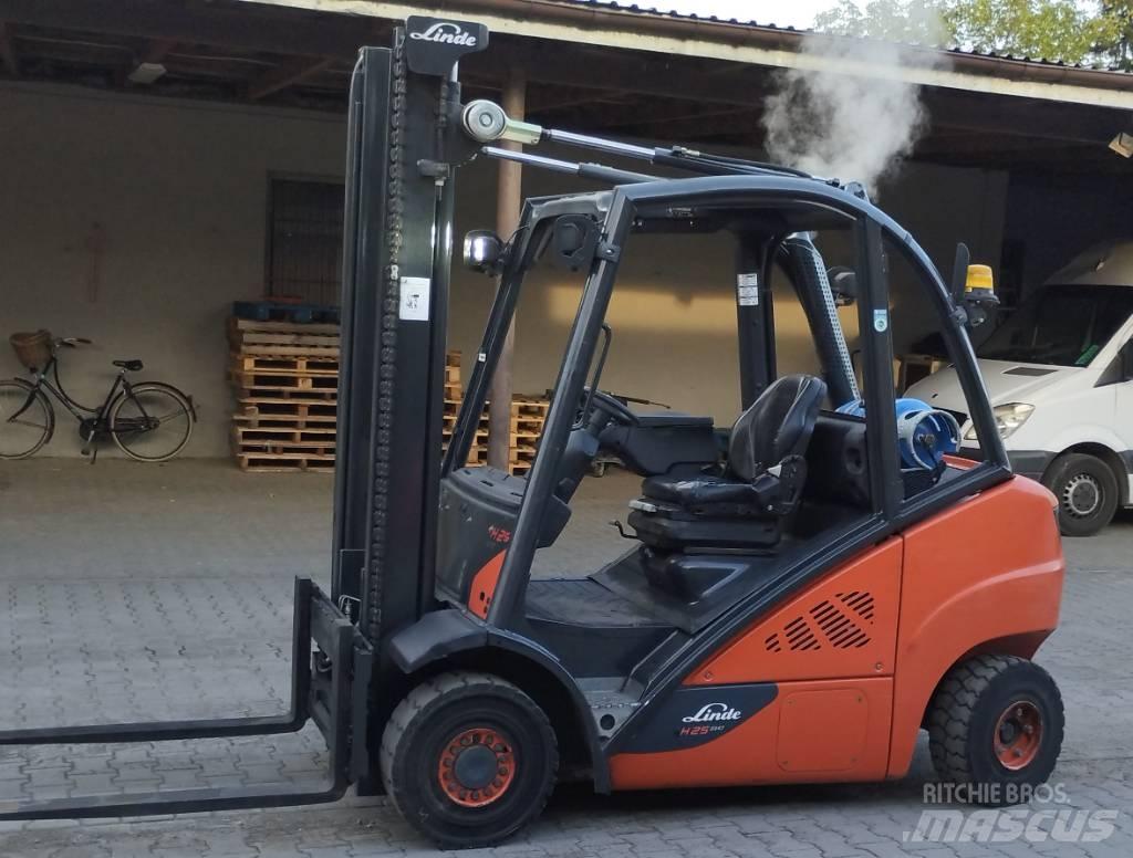 Linde H 25 T - 02 LPG vozíky