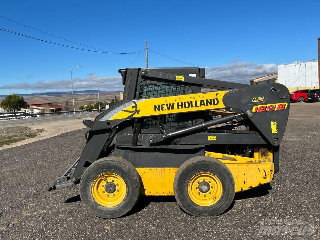 New Holland LS 185 B Smykem řízené nakladače