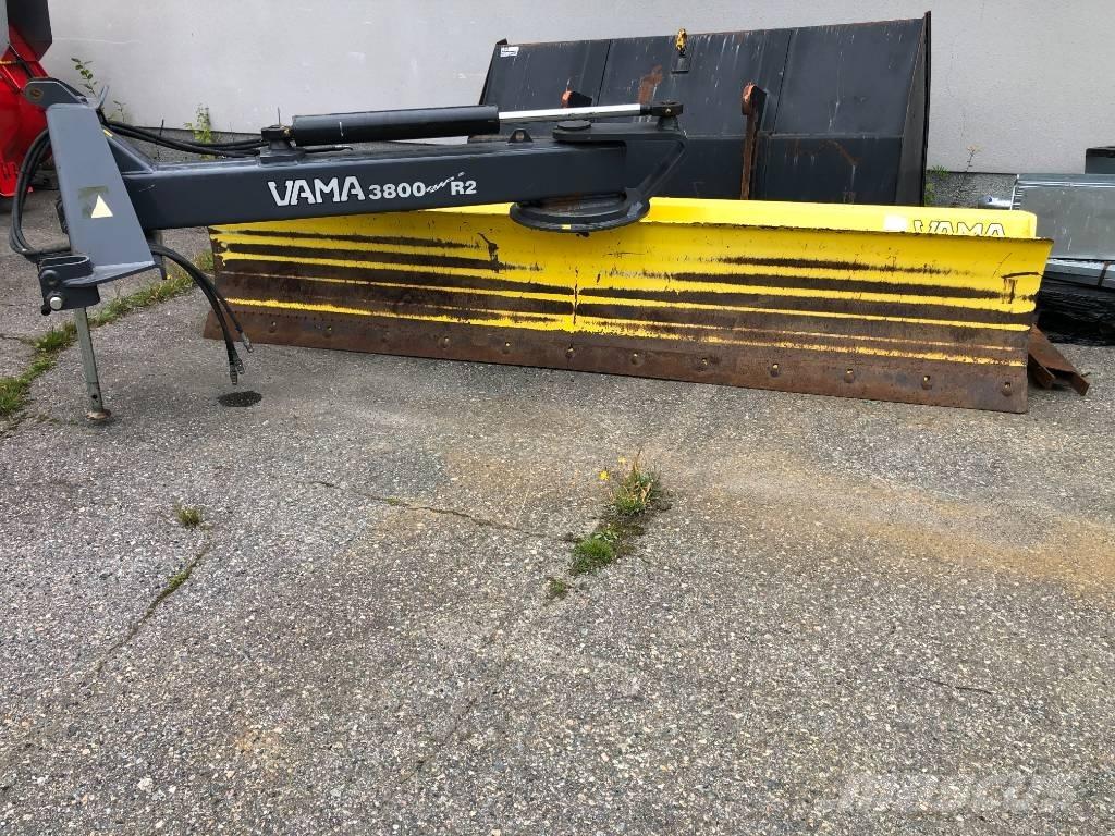 Vama 3800 R2 Tažené radlice