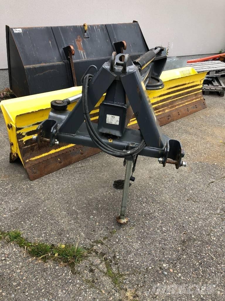 Vama 3800 R2 Tažené radlice