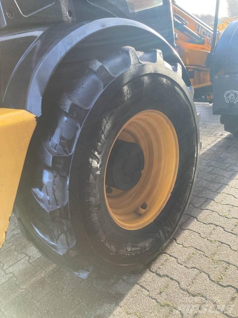 JCB TM 310 S Teleskopické nakladače pro zemědělství