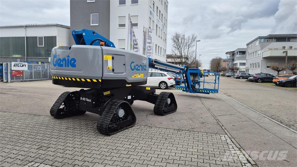 Genie S-45 TraX Kloubové plošiny