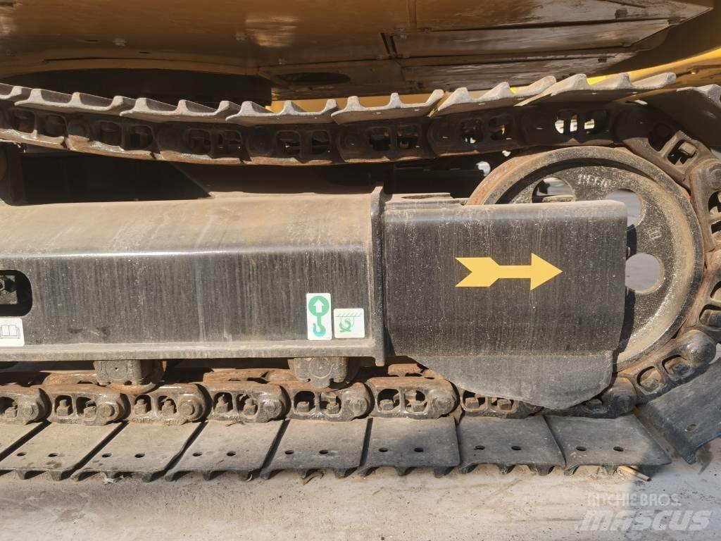CAT 307E Pásová rýpadla