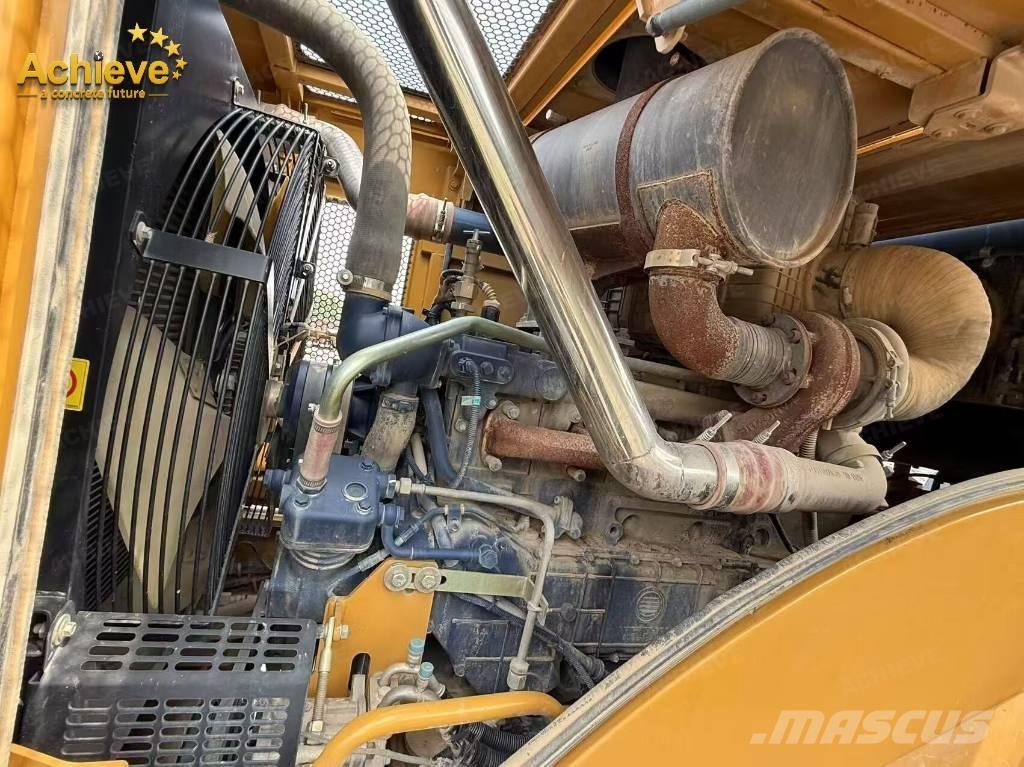 SEM 655D Kolové nakladače