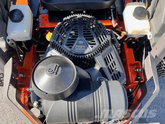 Husqvarna Z560X Sekačky s nulovým poloměrem otáčení