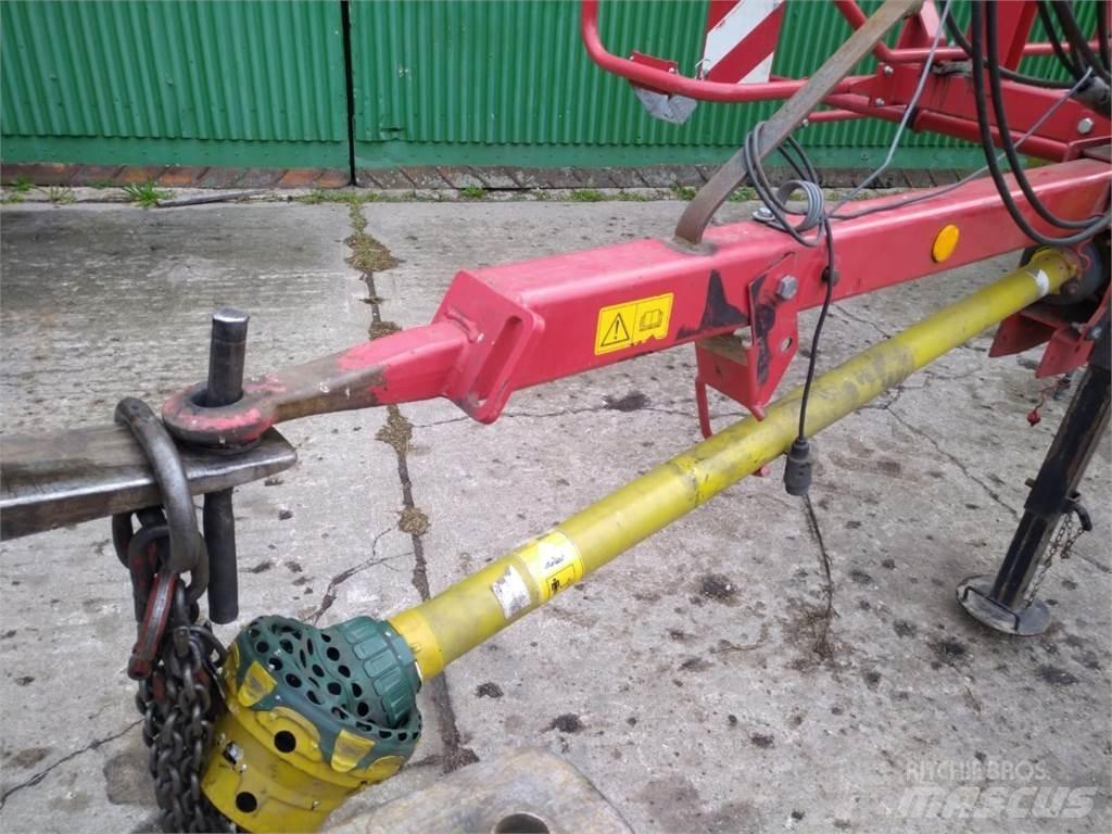Lely Lotus 900P Obraceče a shrabovače sena