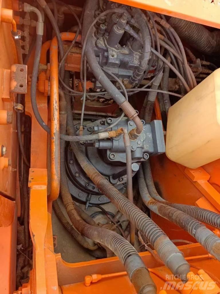 Doosan DX 225LC-9C Pásová rýpadla