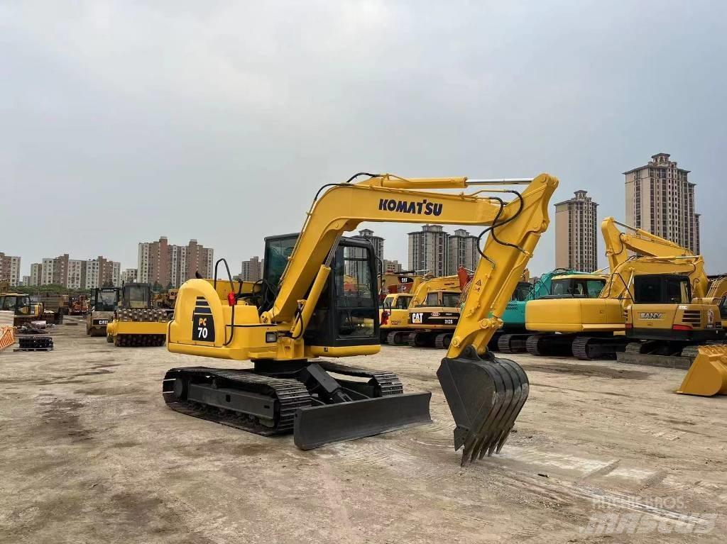 Komatsu PC70-8 Pásová rýpadla