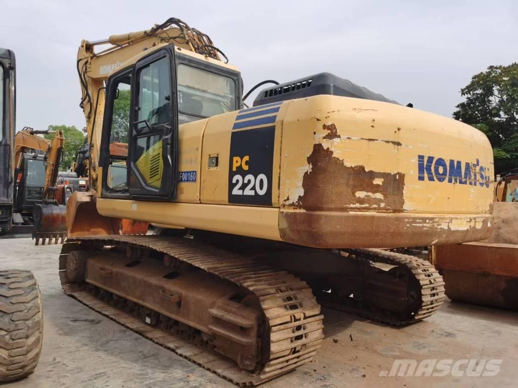 Komatsu PC 220-7 Pásová rýpadla