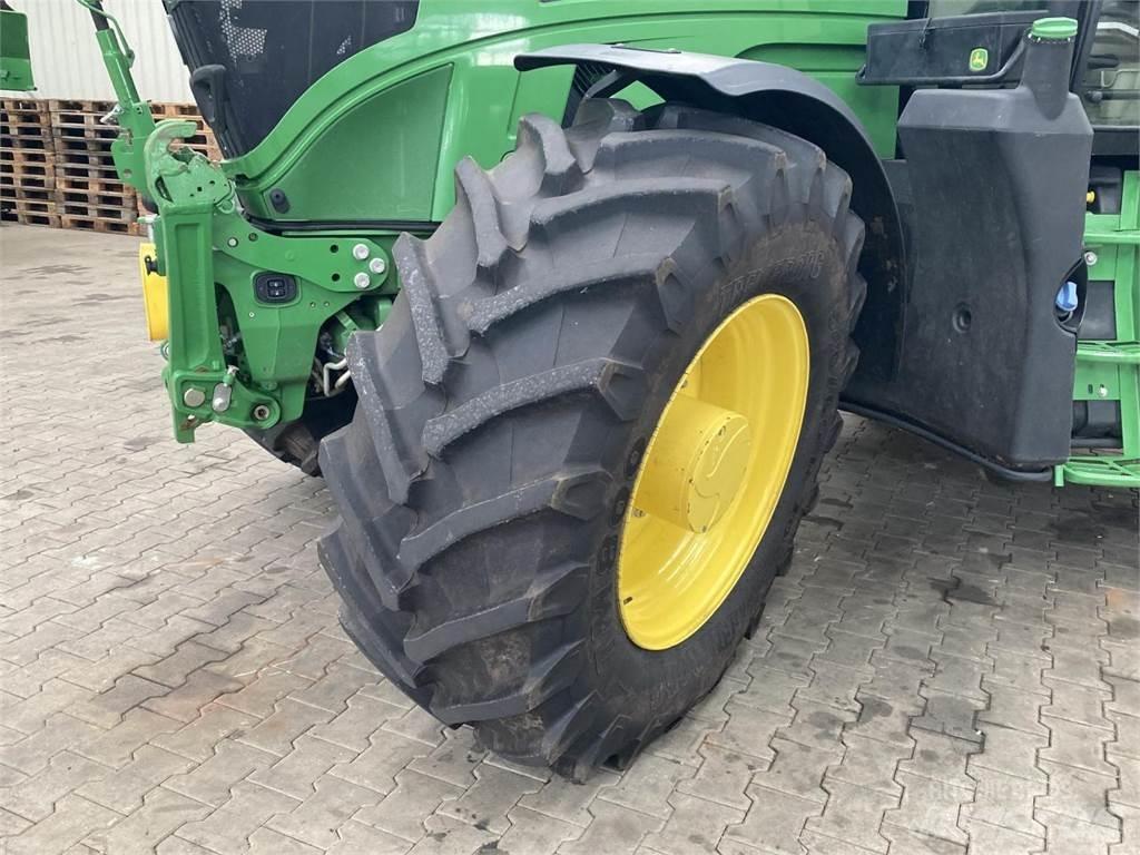 John Deere 6R 185 Traktory