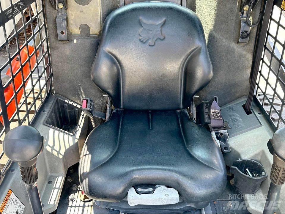 Bobcat S 530 Smykem řízené nakladače