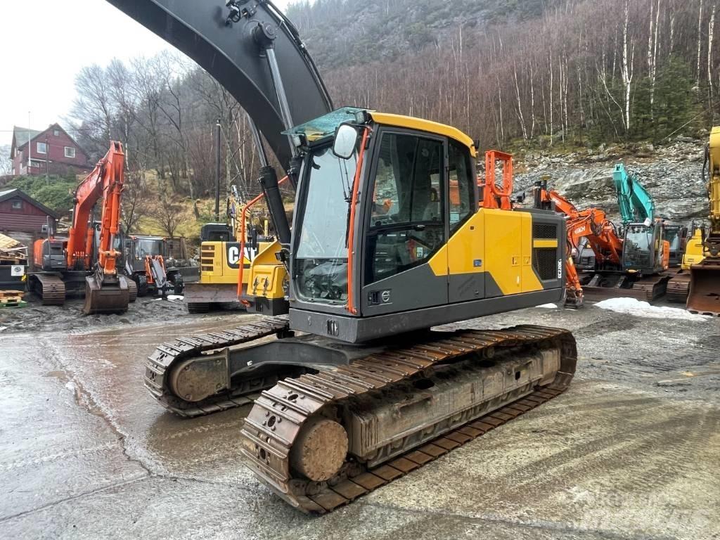 Volvo EC 220 EL Pásová rýpadla