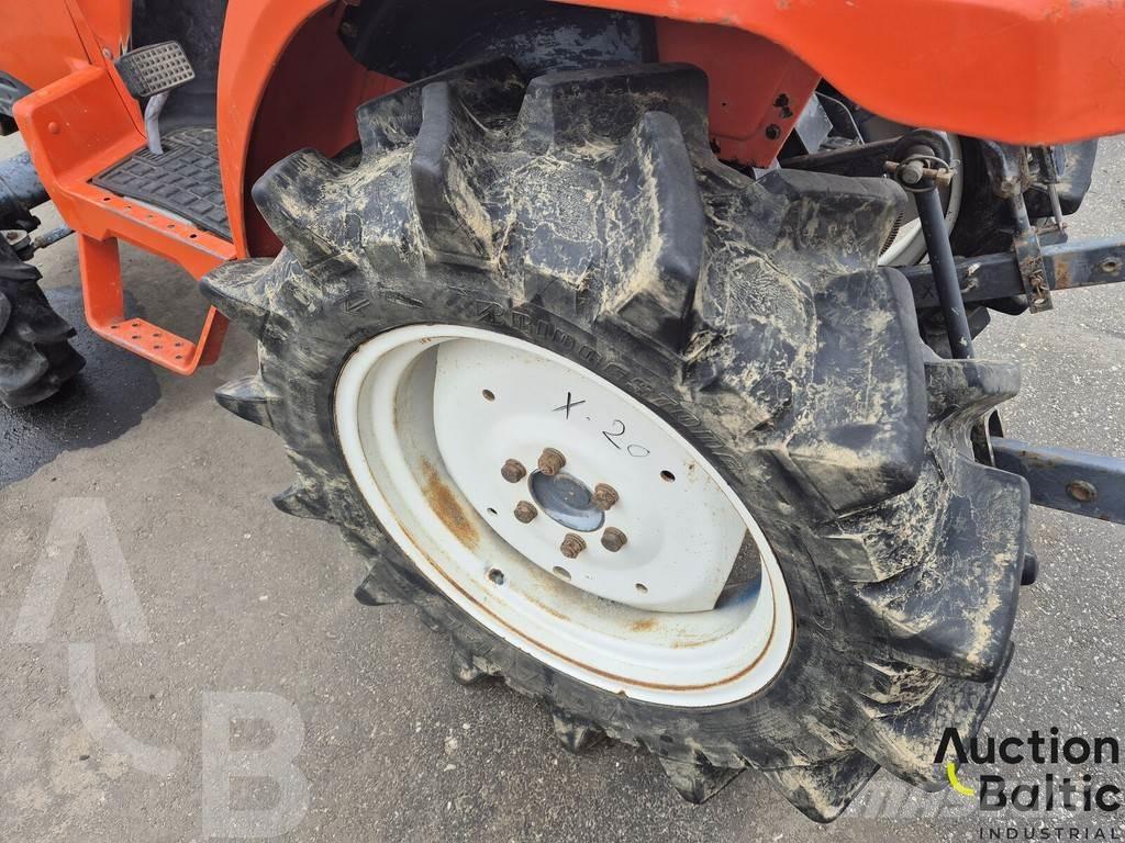 Kubota X 20 DT Traktory