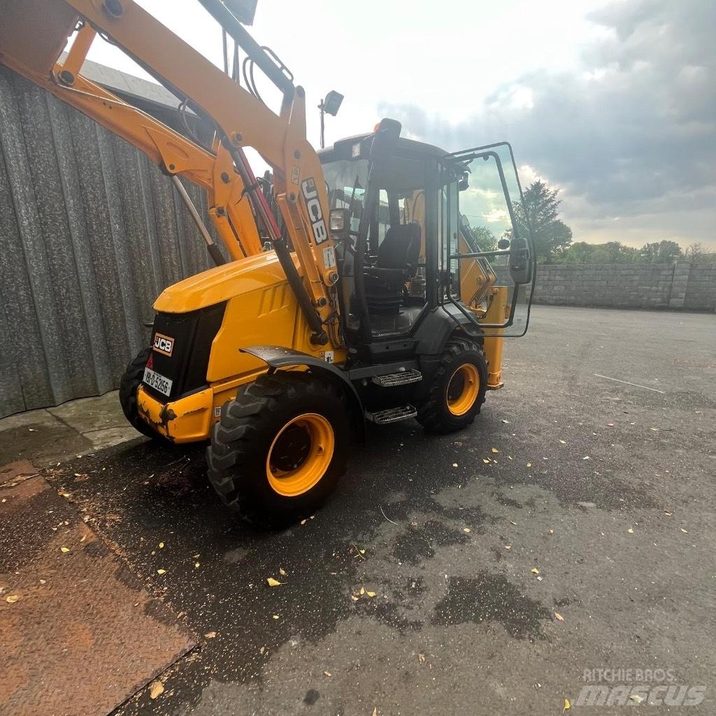 JCB 3CX Compact Rýpadlo-nakladače