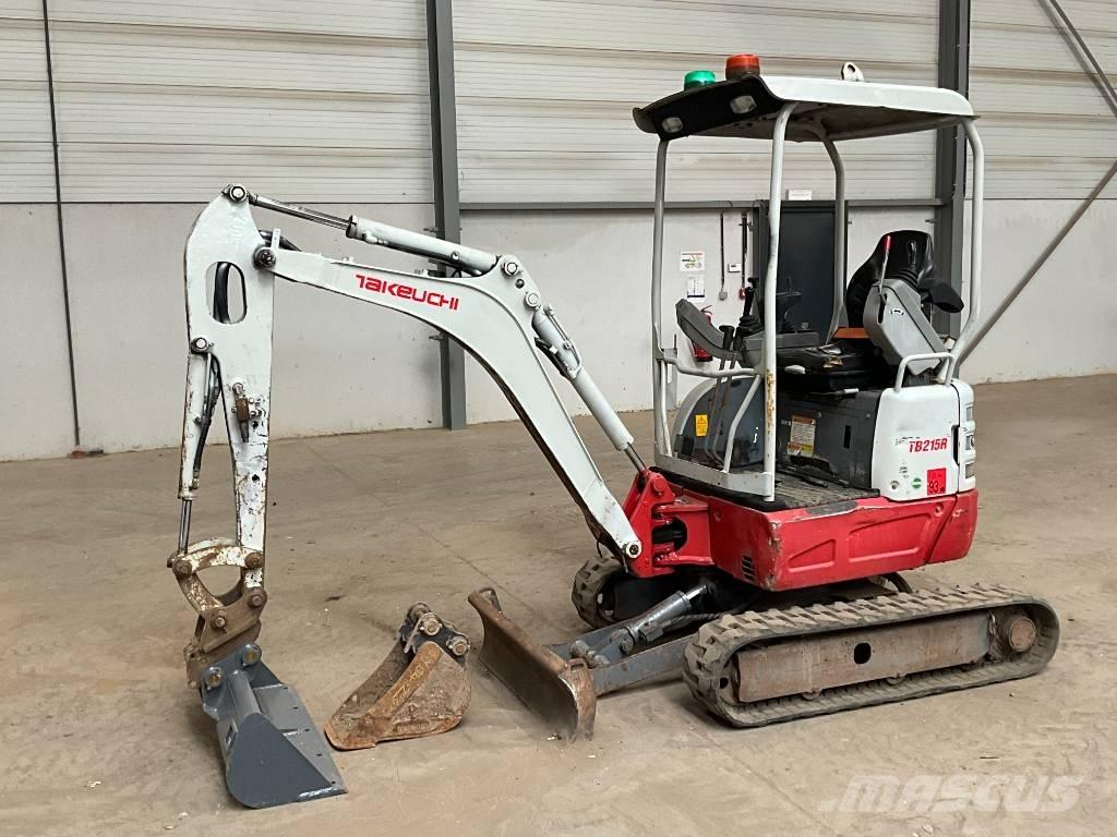 Takeuchi TB 215 R Mini rýpadla < 7t