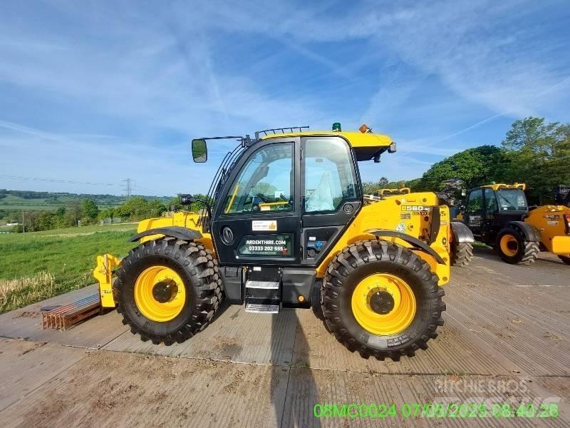 JCB 560-80 Teleskopické manipulátory