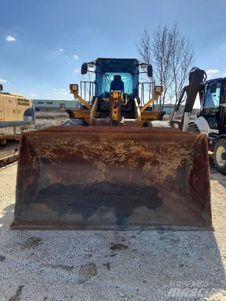 Komatsu WA 380-6 Kolové nakladače