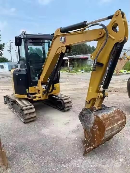 CAT 303 CR Mini rýpadla < 7t