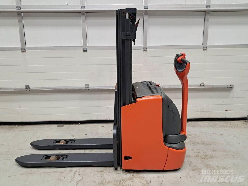 Linde L12I Ručně vedené vysokozdvižné vozíky
