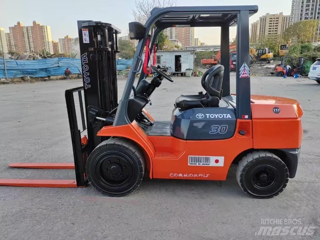 Toyota FD 30 Dieselové vozíky