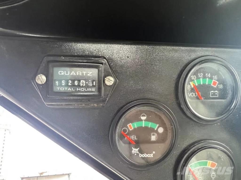 Bobcat S 450 Smykem řízené nakladače