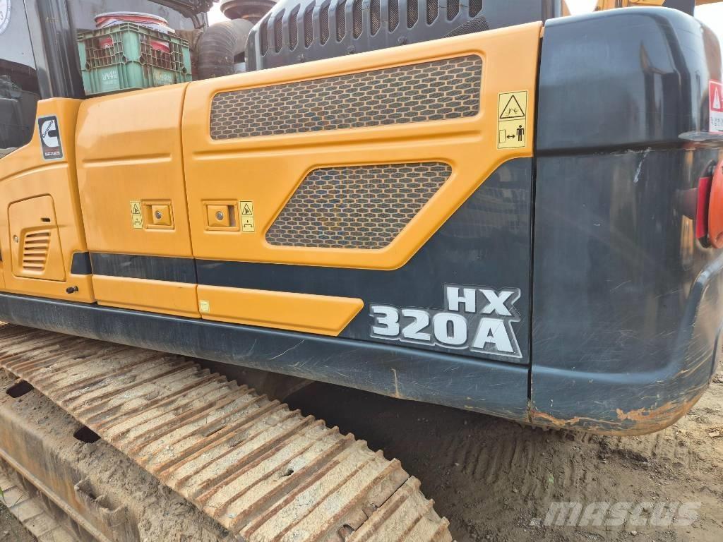 Hyundai HX320A Pásová rýpadla