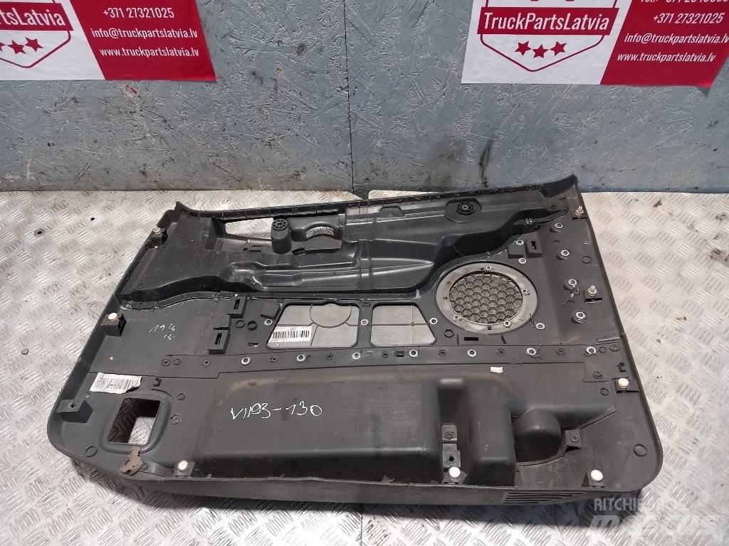 Volvo FH 12    20584944 Kabiny a interiér