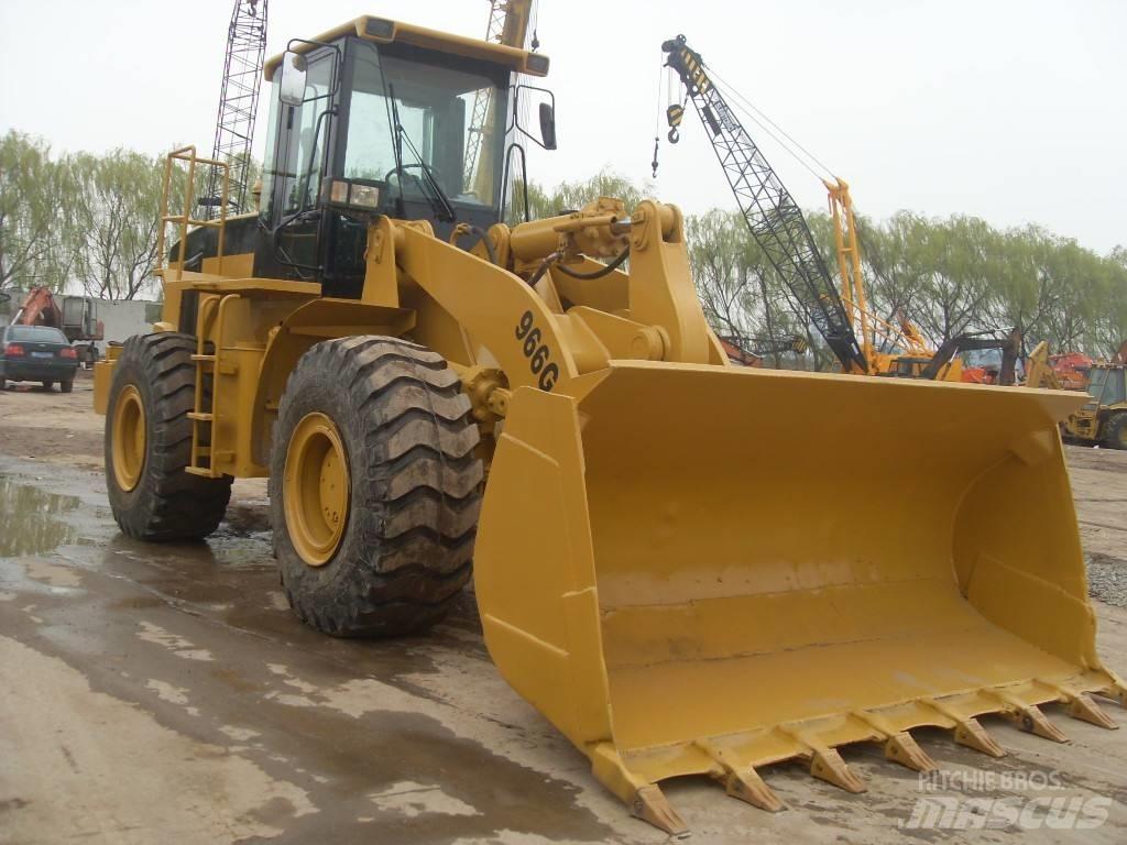 CAT 966G Kolové nakladače