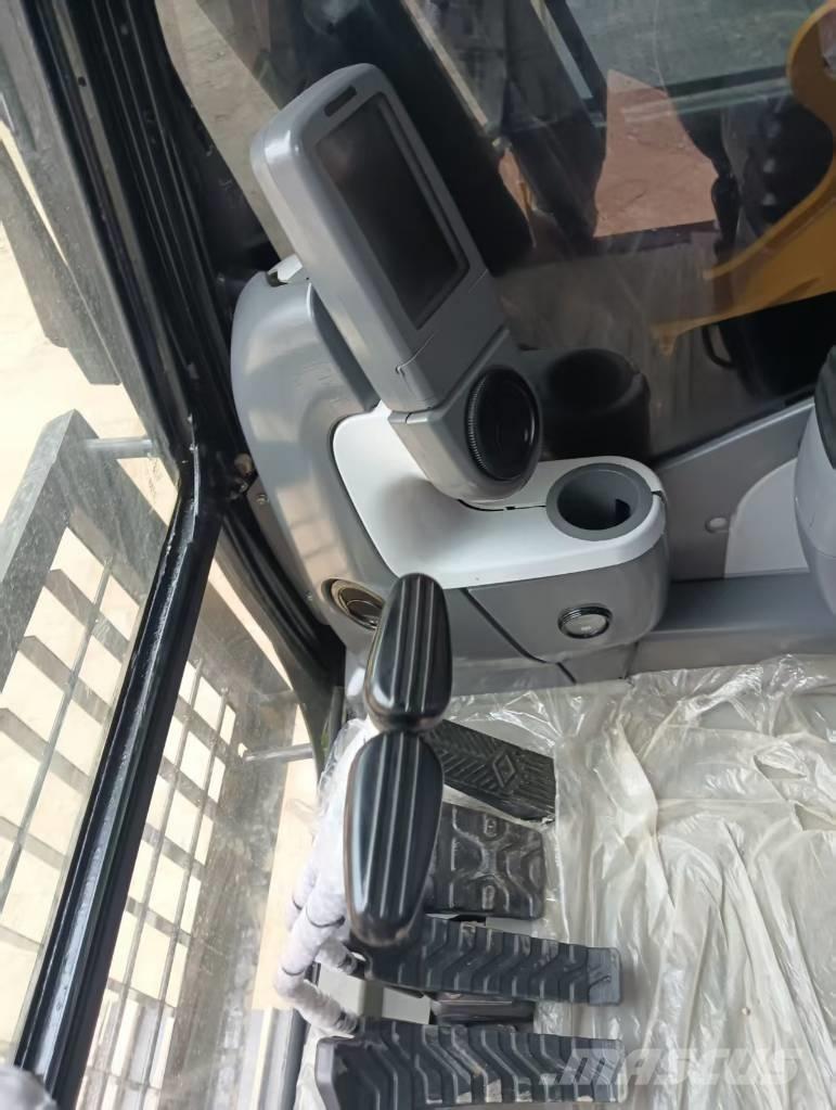 CAT 320 D Pásová rýpadla