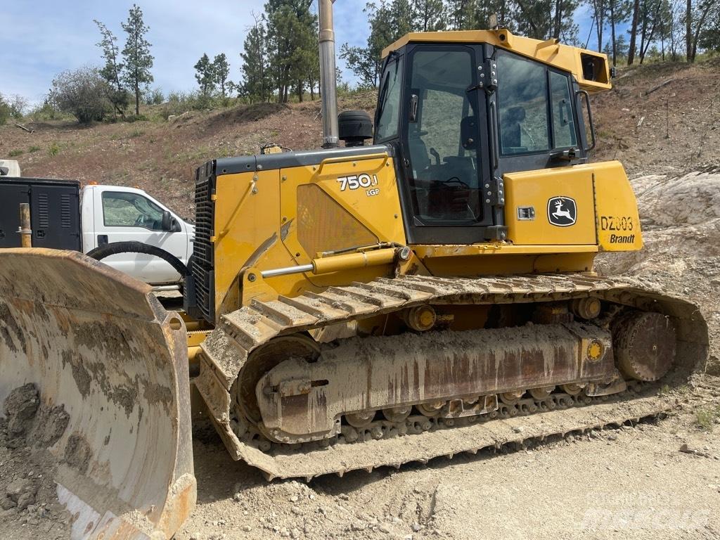 DEERE 750J Pásové dozery