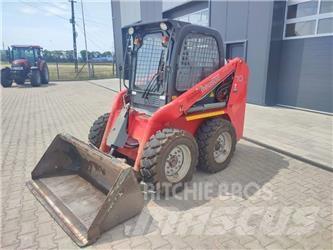 Neuson 701 S Smykem řízené nakladače