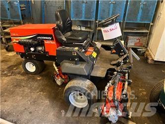 Jacobsen T-PLEX185 Samojízdné sekačky