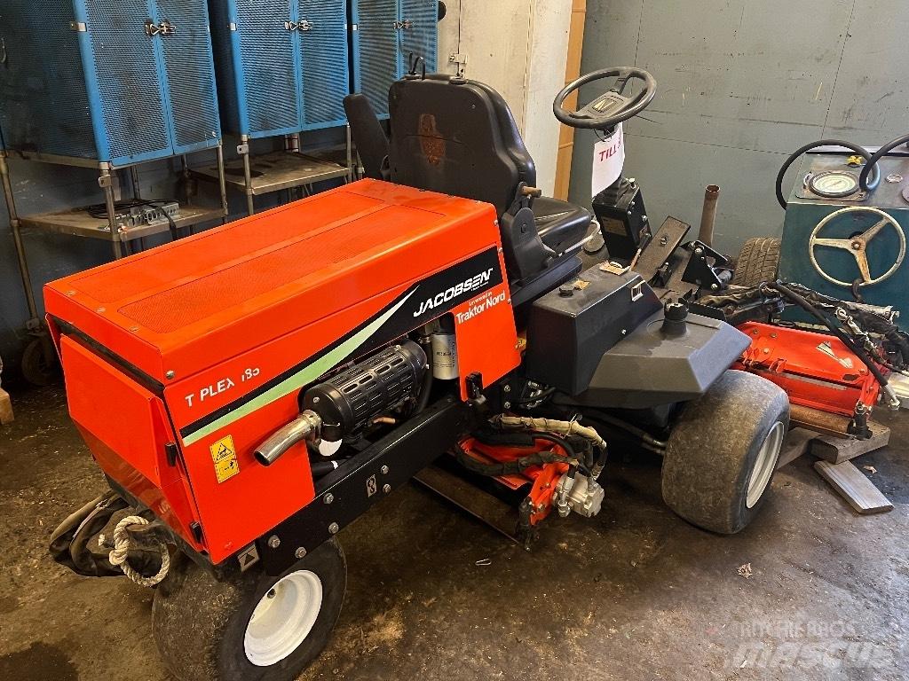 Jacobsen T-PLEX185 Samojízdné sekačky